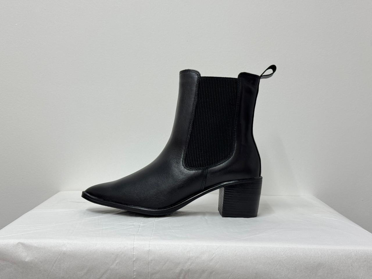 BOTA PRETA 26835